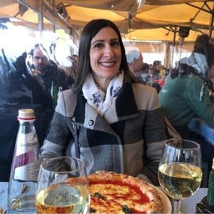 Meet your Posher, Nancy